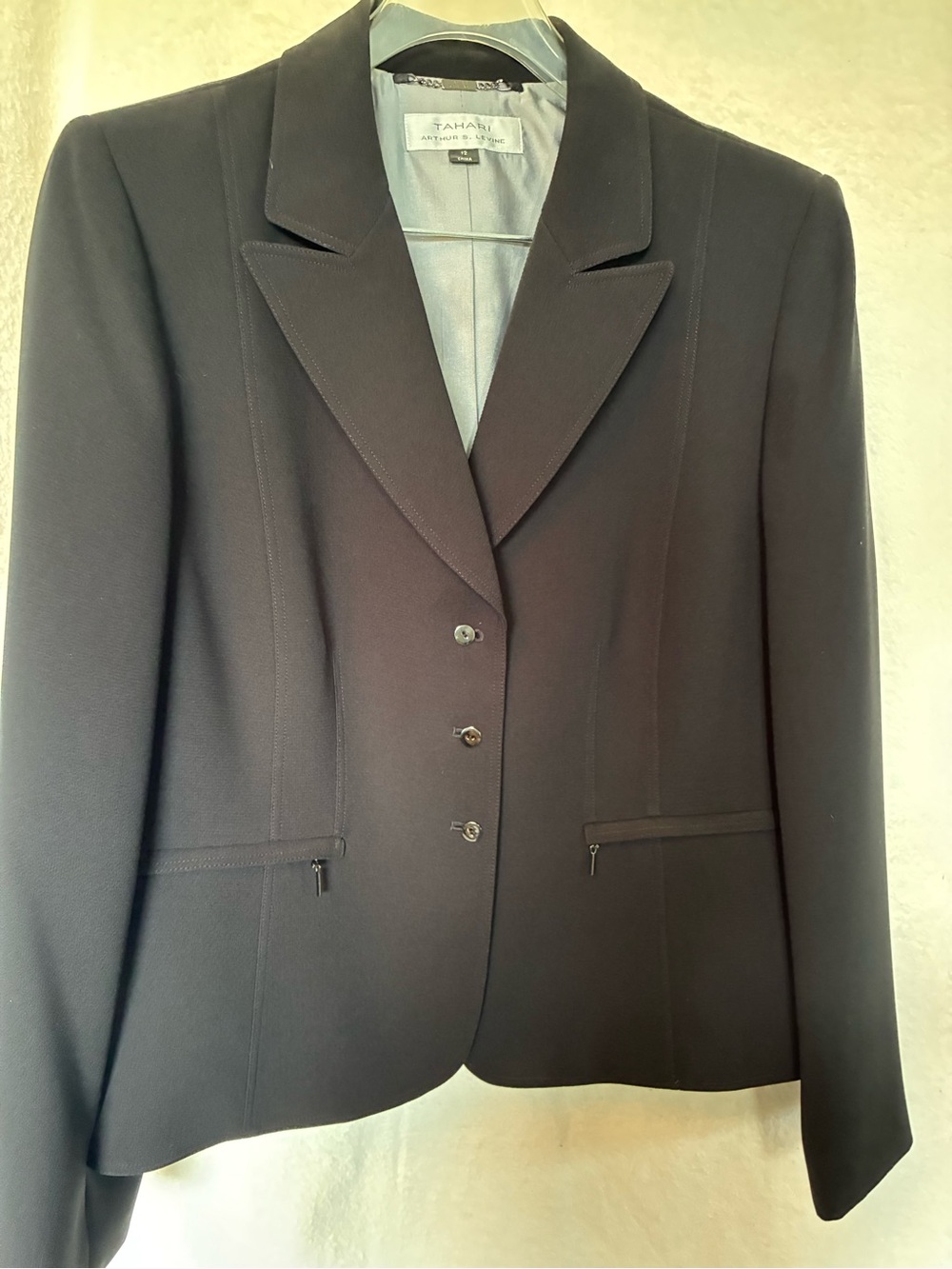 Tahari Black Women's Fitted Notch Lapel Blazer